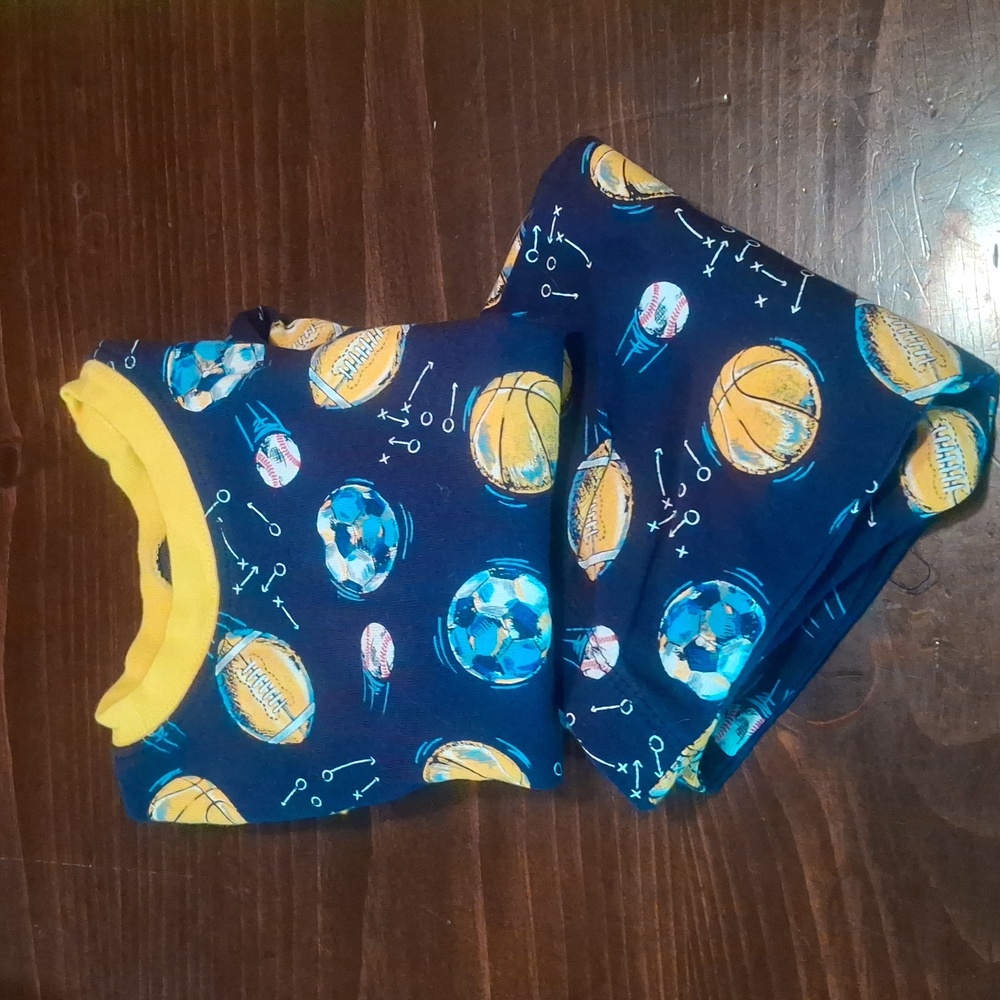 5 Toddler boys pj's